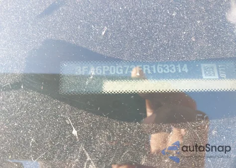 2015 Ford Fusion S z USA, uszkodzony, nr VIN 3FA6P0G73FR163314